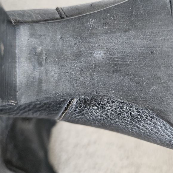 Madewell 'Lonnie' Ankle Bootie Sz 8 Black Leather Stacked Heels Side Flaw - Picture 5 of 8